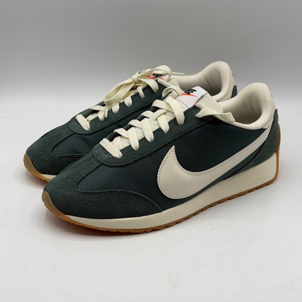 Nike Pacific Vintage Green Pale Ivory Sneakers HM4771-300 Women's 7.5; Men's 6